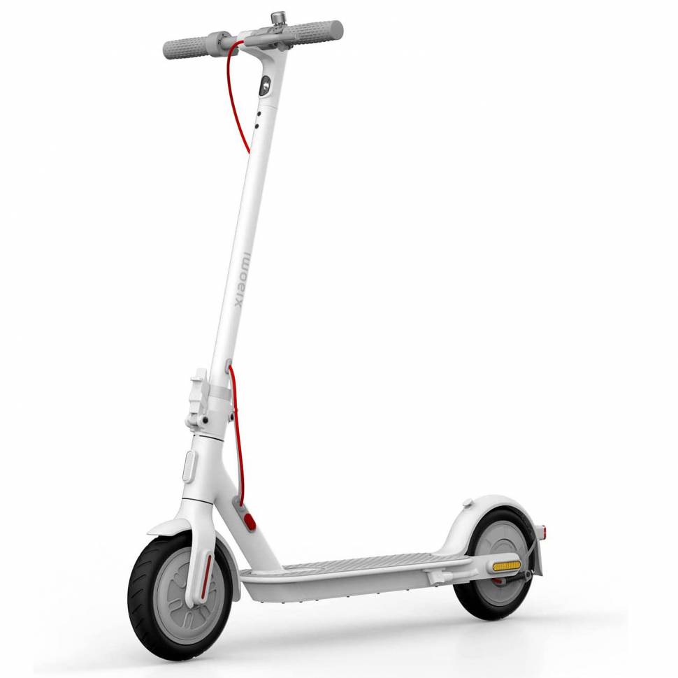 Электросамокат Xiaomi Mi Electric Scooter 3 Lite (Черный/Белый) Электросамокат Xiaomi Mi Electric Scooter 3 Lite (Черный/Белый)